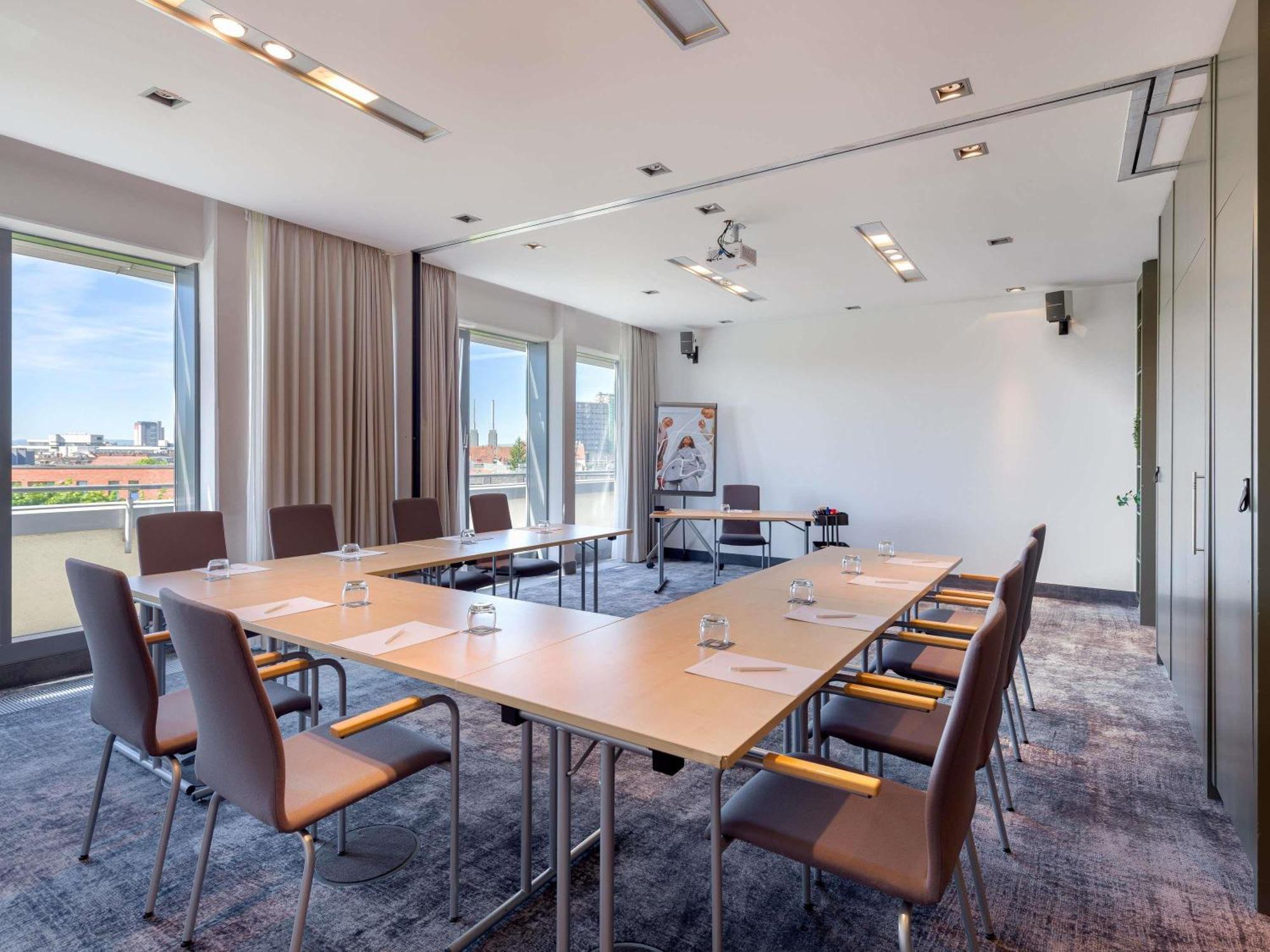 Mercure Mitte 4*