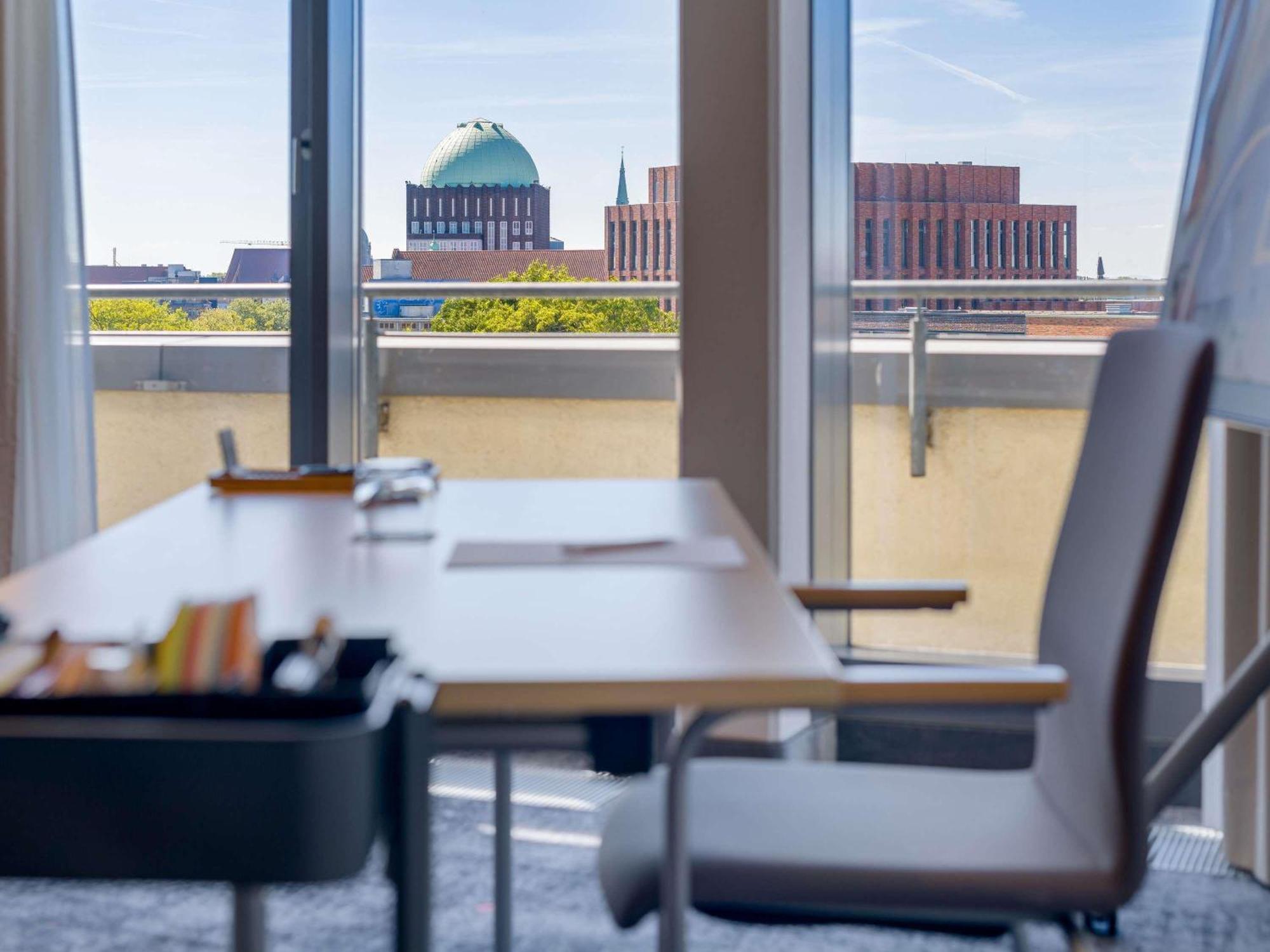 Hotel Mercure Mitte 4*